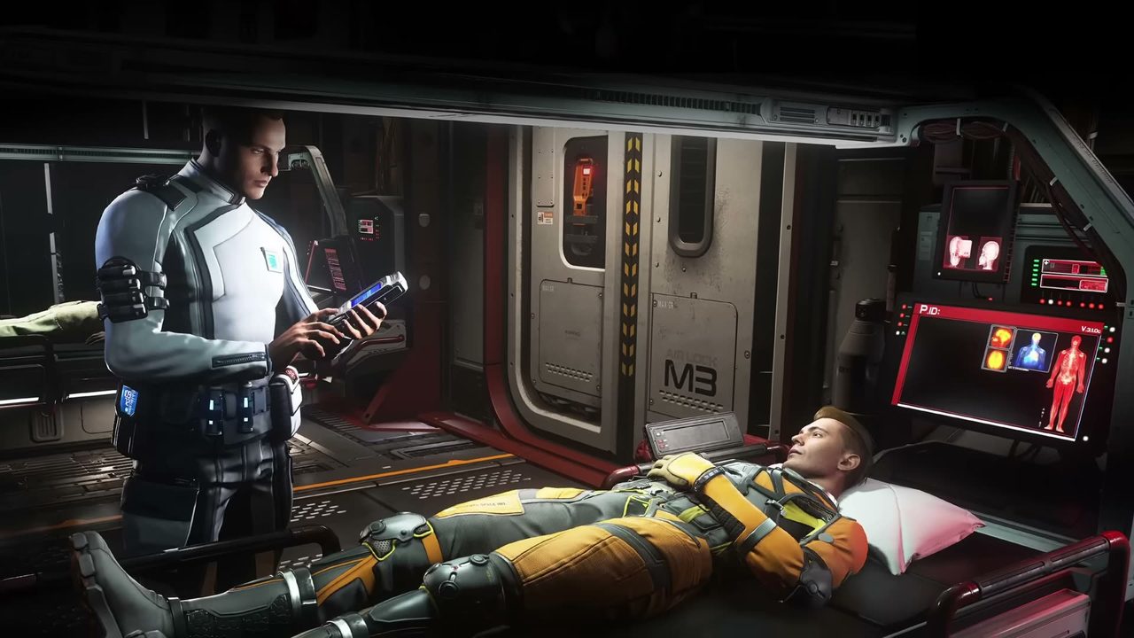 Un médico en traje espacial revisa datos en un dispositivo mientras otro astronauta yace en una camilla de hospital dentro de una nave.